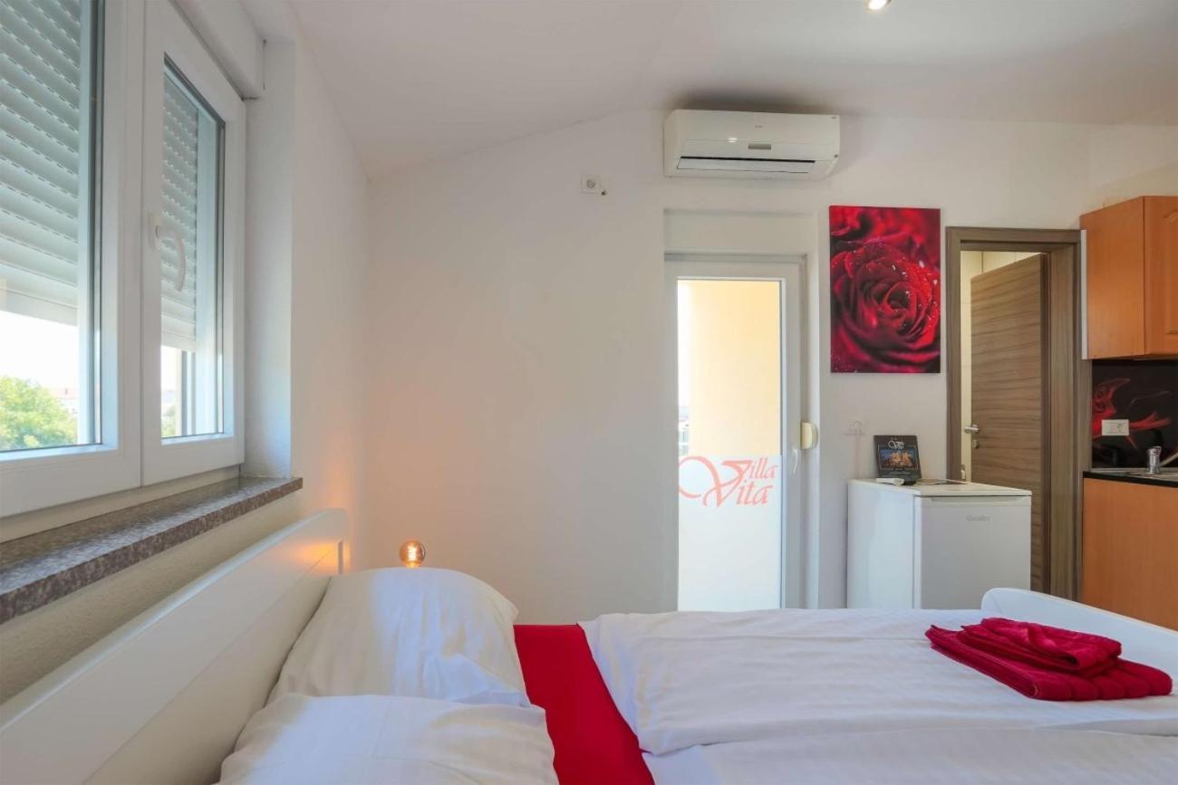 Villa Vita apartments&studios Valbandon Esterno foto