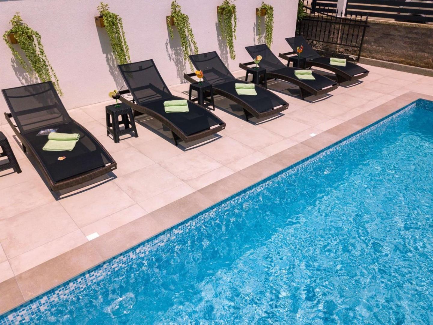 Villa Vita apartments&studios Valbandon Esterno foto